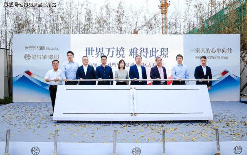 最新中转盘皮肤爆料场内,场内元素融合,视觉盛宴即将开启 第1张 最新中转盘皮肤爆料场内,场内元素融合,视觉盛宴即将开启 第1张